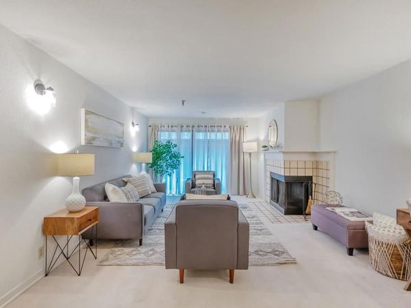 295 Lenox Avenue, Unit 203, Oakland, CA 94610