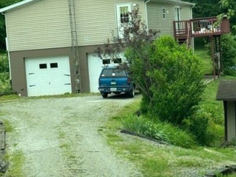 4000 Tabor Ridge Road NE, Mineral City, OH 44656 Photo 2