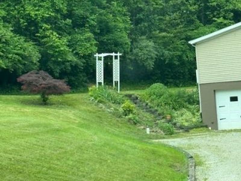 4000 Tabor Ridge Road NE, Mineral City, OH 44656 Photo 4