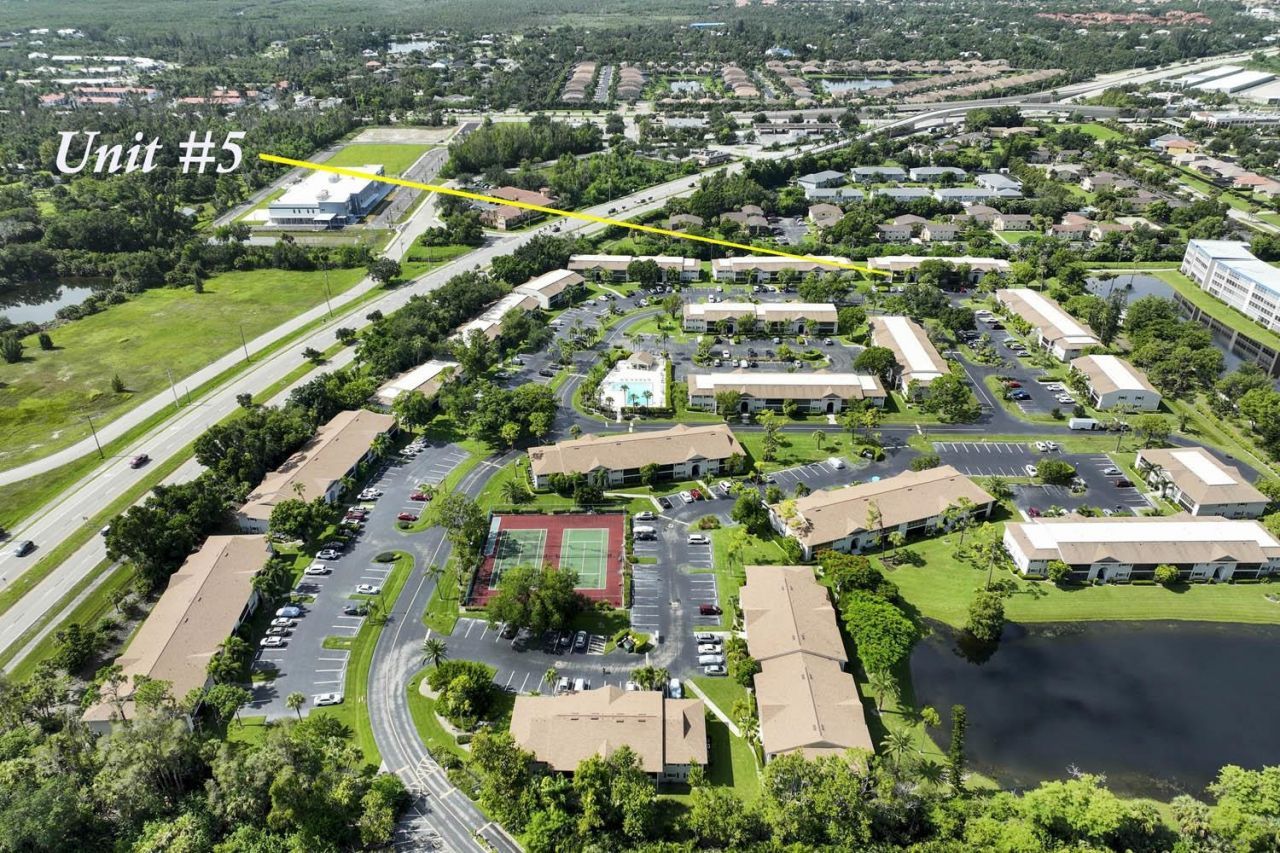 8121 South Woods Cir, Unit 5, Fort Myers, FL 33919 Photo