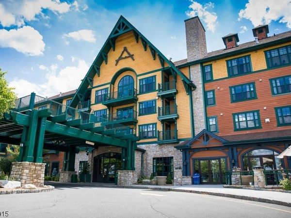 200 State Rt 94 Unit 207, Vernon, NJ 07462