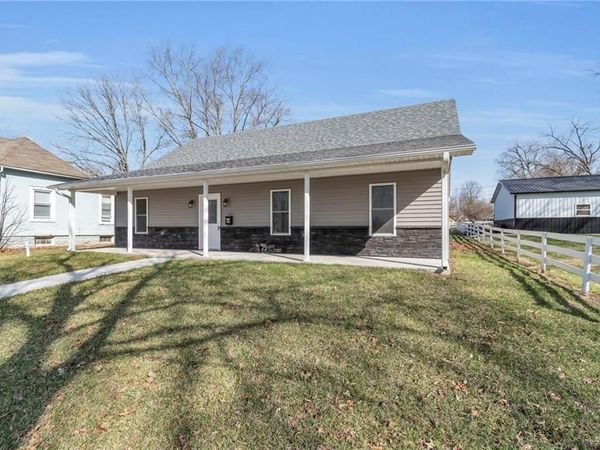 330 High Street, Cameron, MO 64429