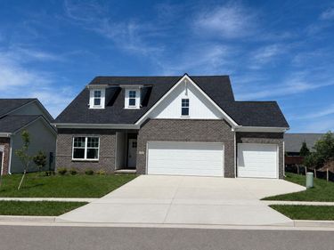 132 Clearwater Drive, Nicholasville, KY 40356