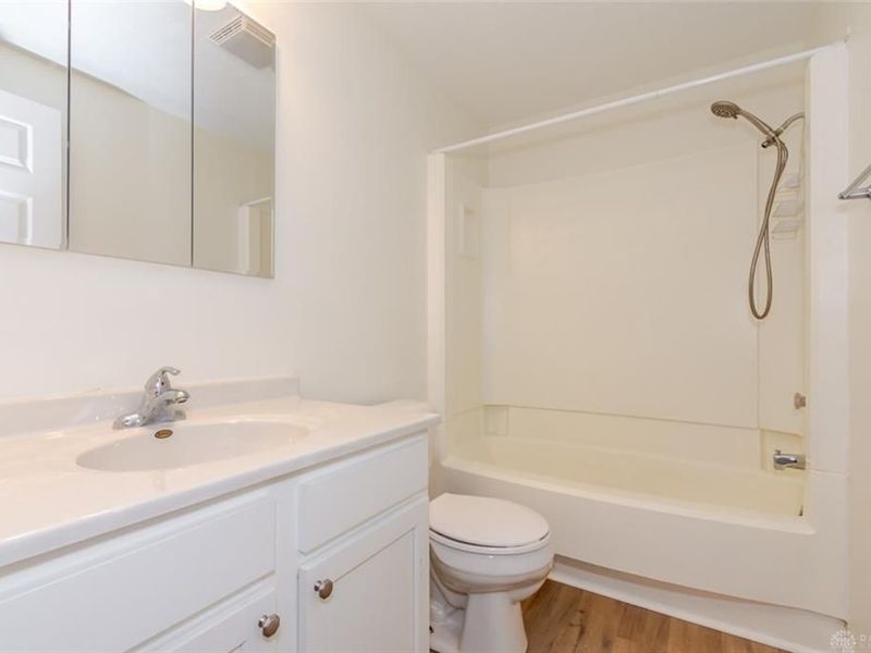 679 Lakengren Drive, Eaton, OH 45320 Photo 18