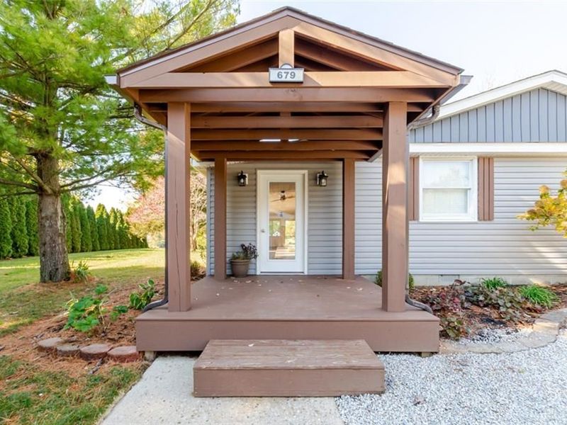 679 Lakengren Drive, Eaton, OH 45320 Photo 4