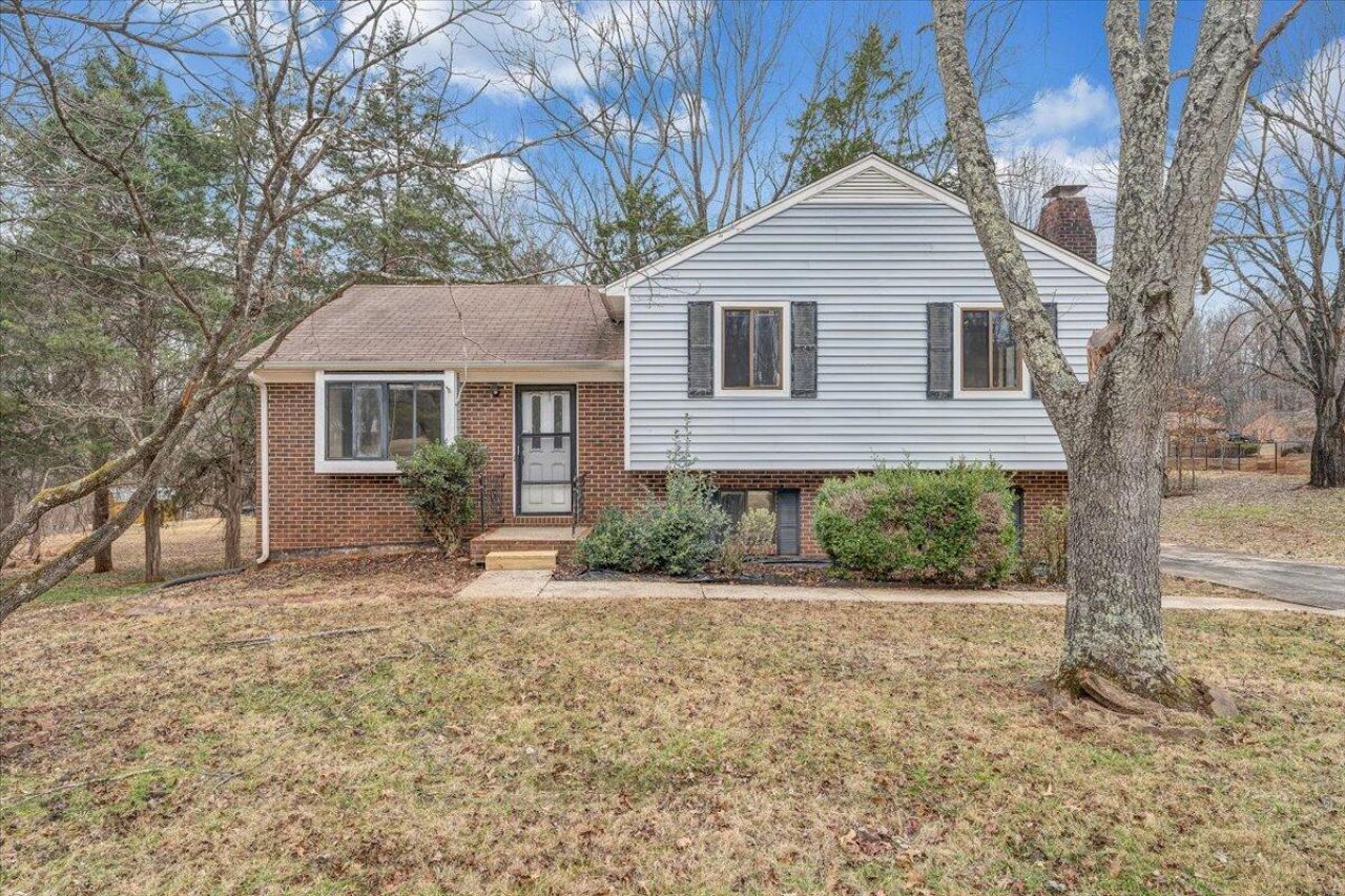 307 Forest Dale Dr, Forest, VA 24551 Main Photo