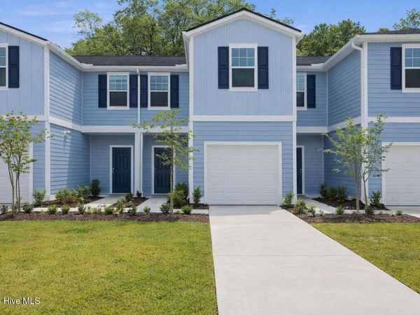 602 Sandy Hollow Drive, Jacksonville, NC 28540