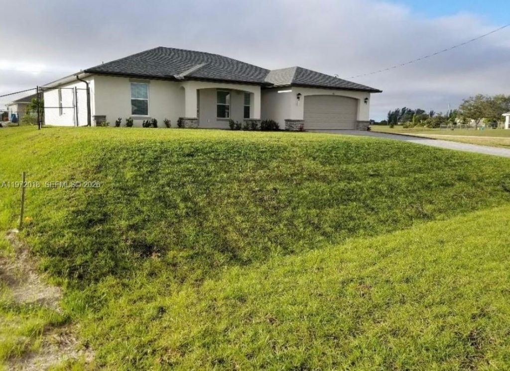 414 NW 23rd Terrace, Cape Coral, FL 33993 Photo