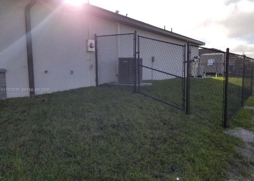 414 NW 23rd Terrace, Cape Coral, FL 33993 Photo
