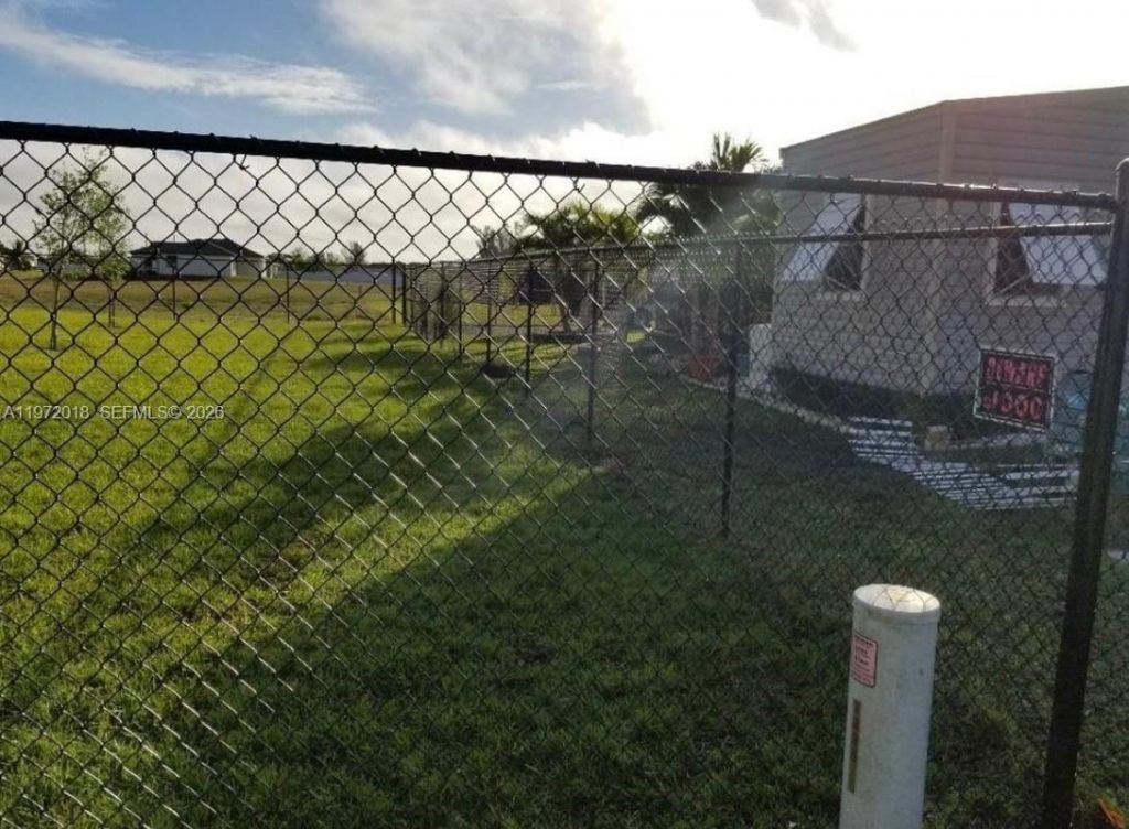 414 NW 23rd Terrace, Cape Coral, FL 33993 Photo
