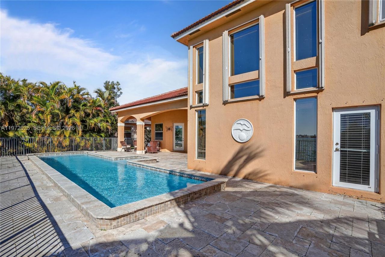 2324 SW 185th Ave, Miramar, FL 33029 Photo