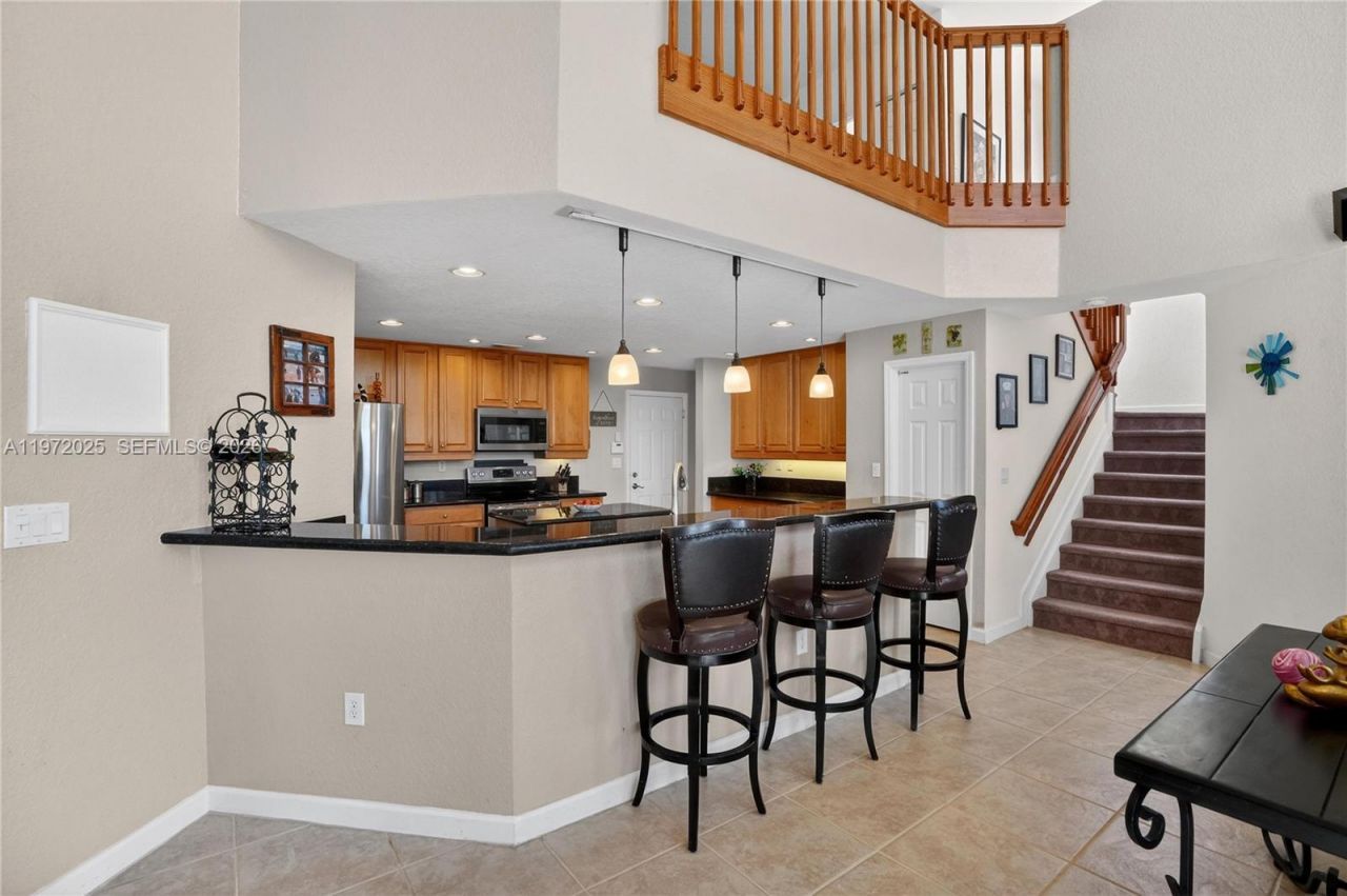 2324 SW 185th Ave, Miramar, FL 33029 Photo