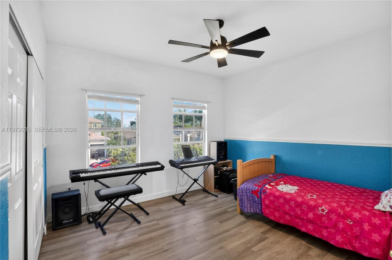 2324 SW 185th Ave, Miramar, FL 33029 Photo