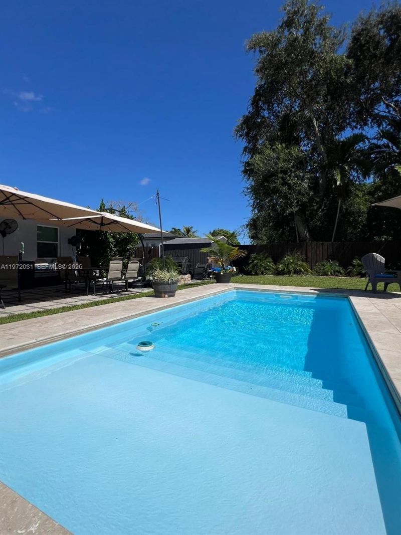 1430 NE 149th St , Unit A, Miami, FL 33161 Photo