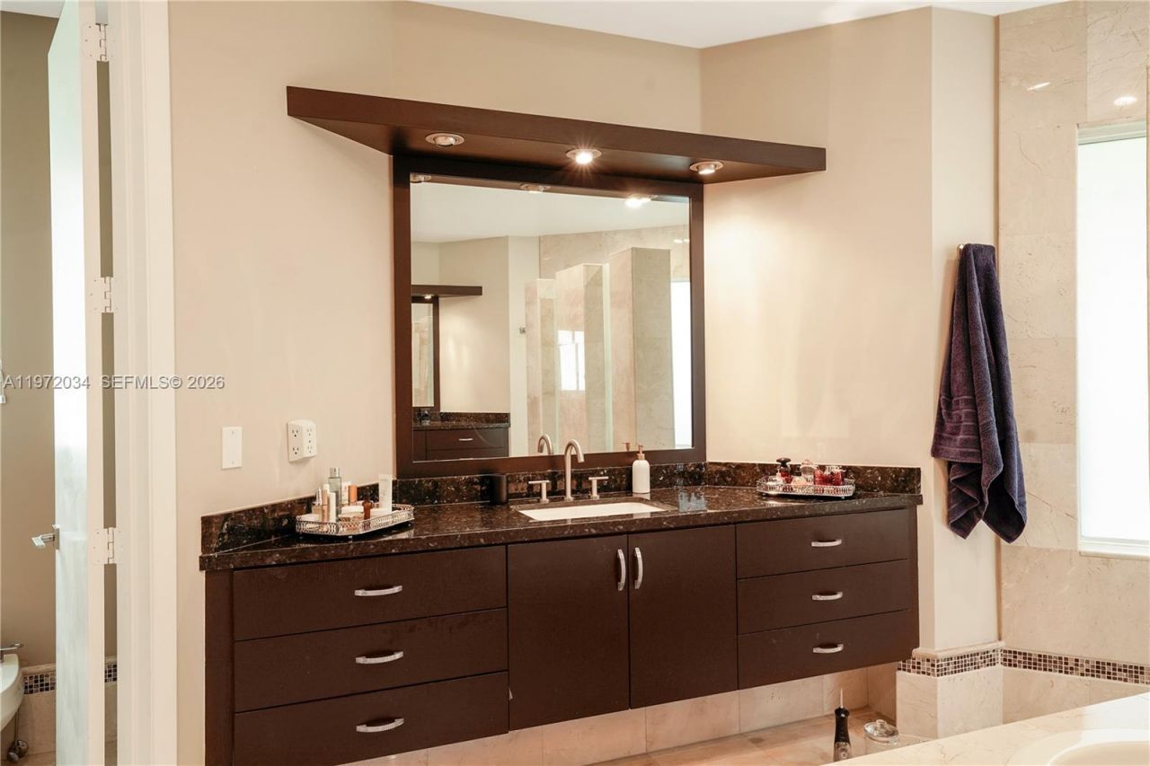 2458 Provence Ct, Weston, FL 33327 Photo