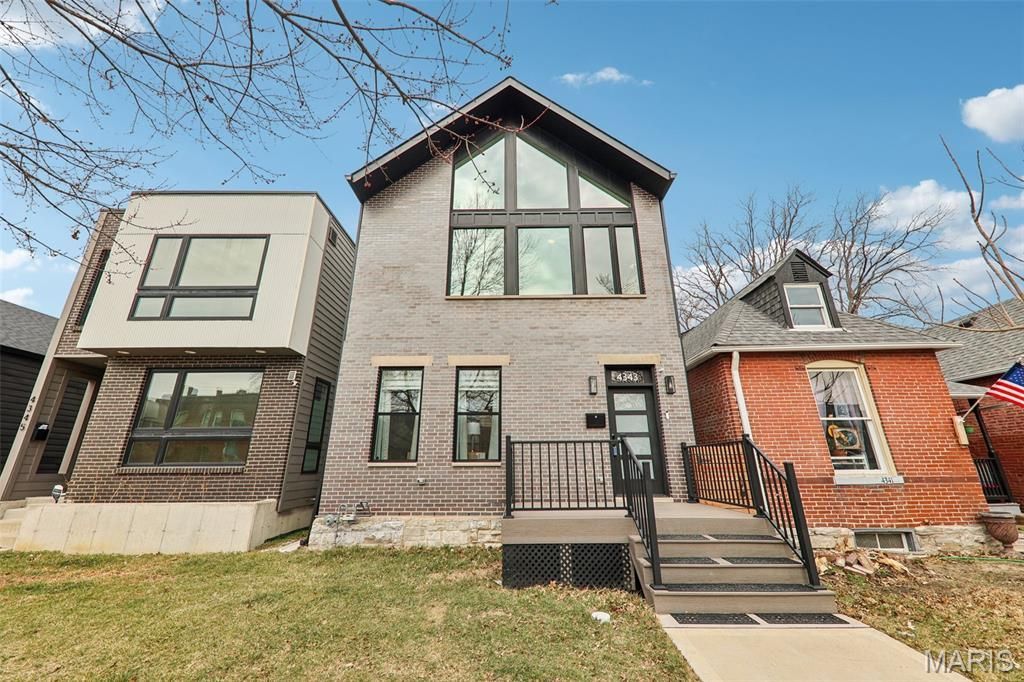 4343 Hunt Avenue, Saint Louis, MO 63110 Main Photo