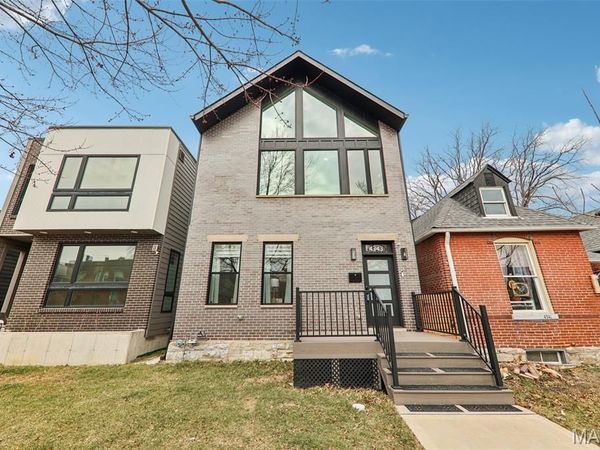 4343 Hunt Avenue, St Louis, MO 63110