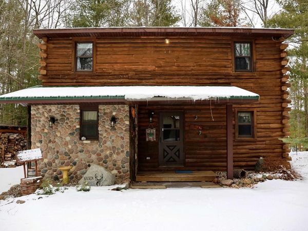 14946 N SUNRISE COURT, Mountain, WI 54149