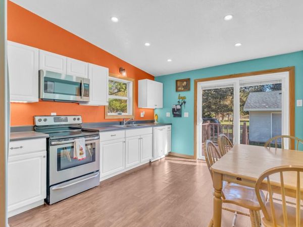 2800 Mabie STREET, Delavan, WI 53115