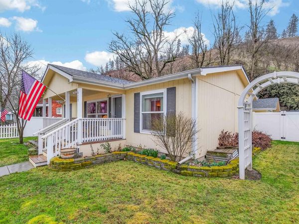 406 Main St, Kendrick, ID 83537