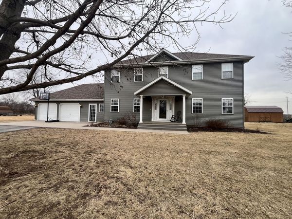 1117 Franklin Street, New Windsor, IL 61465