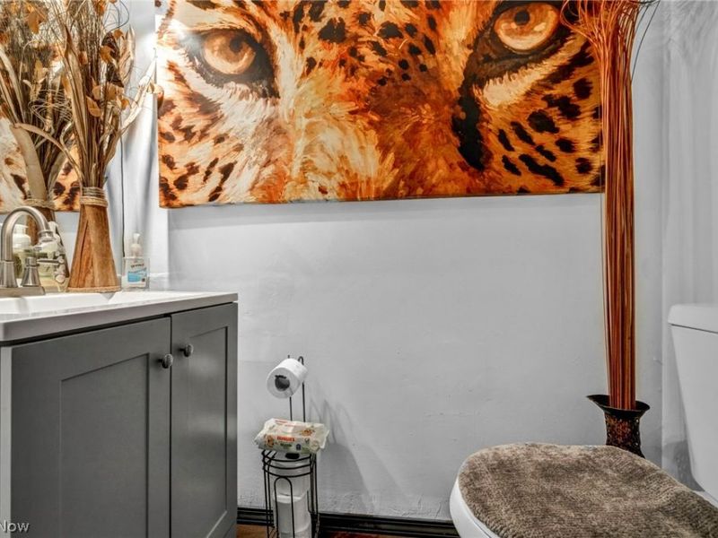 12500 Woodside Avenue, Cleveland, OH 44108 Photo 13