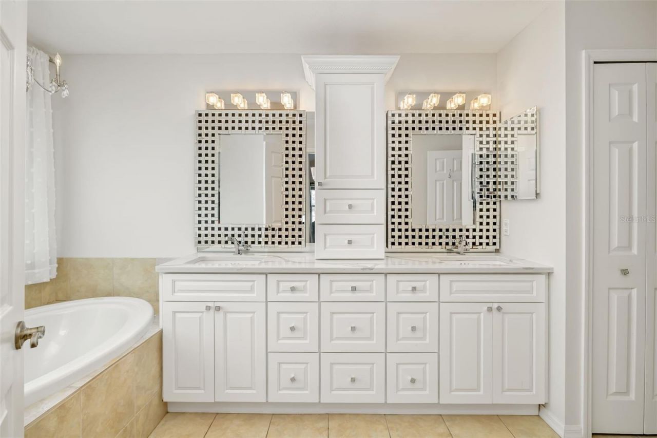 7631 Desert Inn Way, Lakewood Ranch, FL 34202 Photo