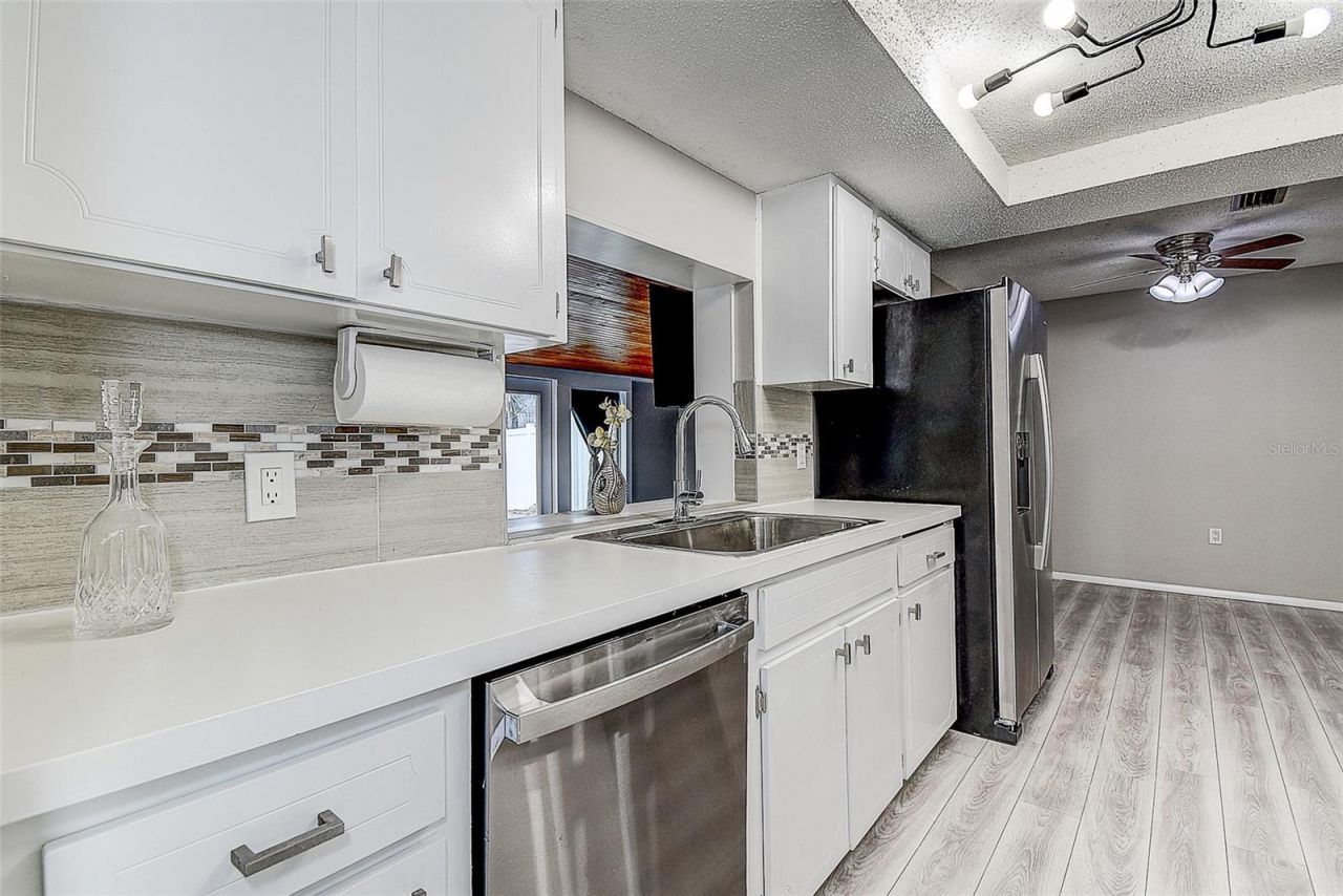 9805 Scenic Drive , Port Richey, FL 34668 Photo