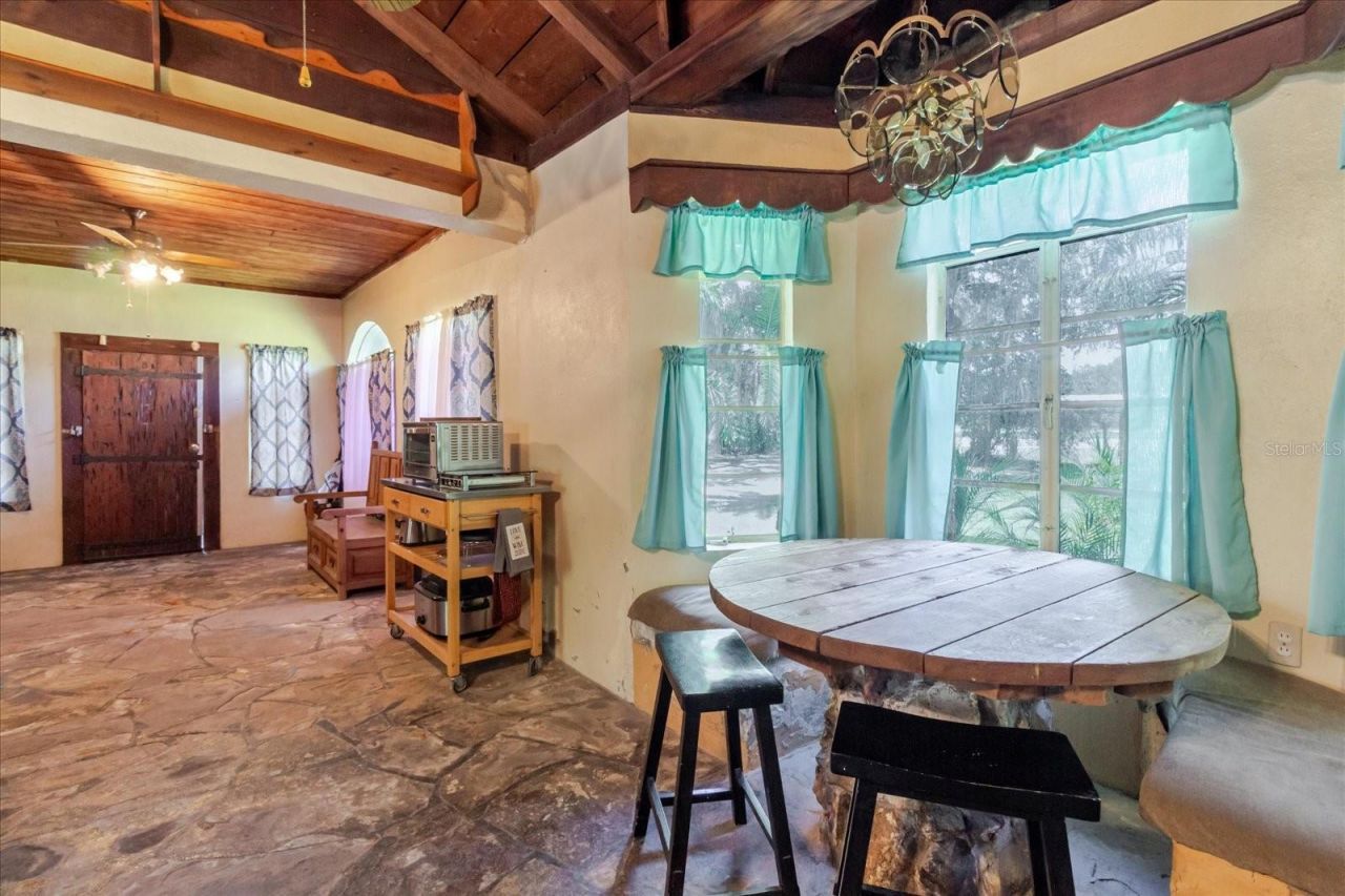 12115 S Us Hwy 41 , Gibsonton, FL 33534 Photo