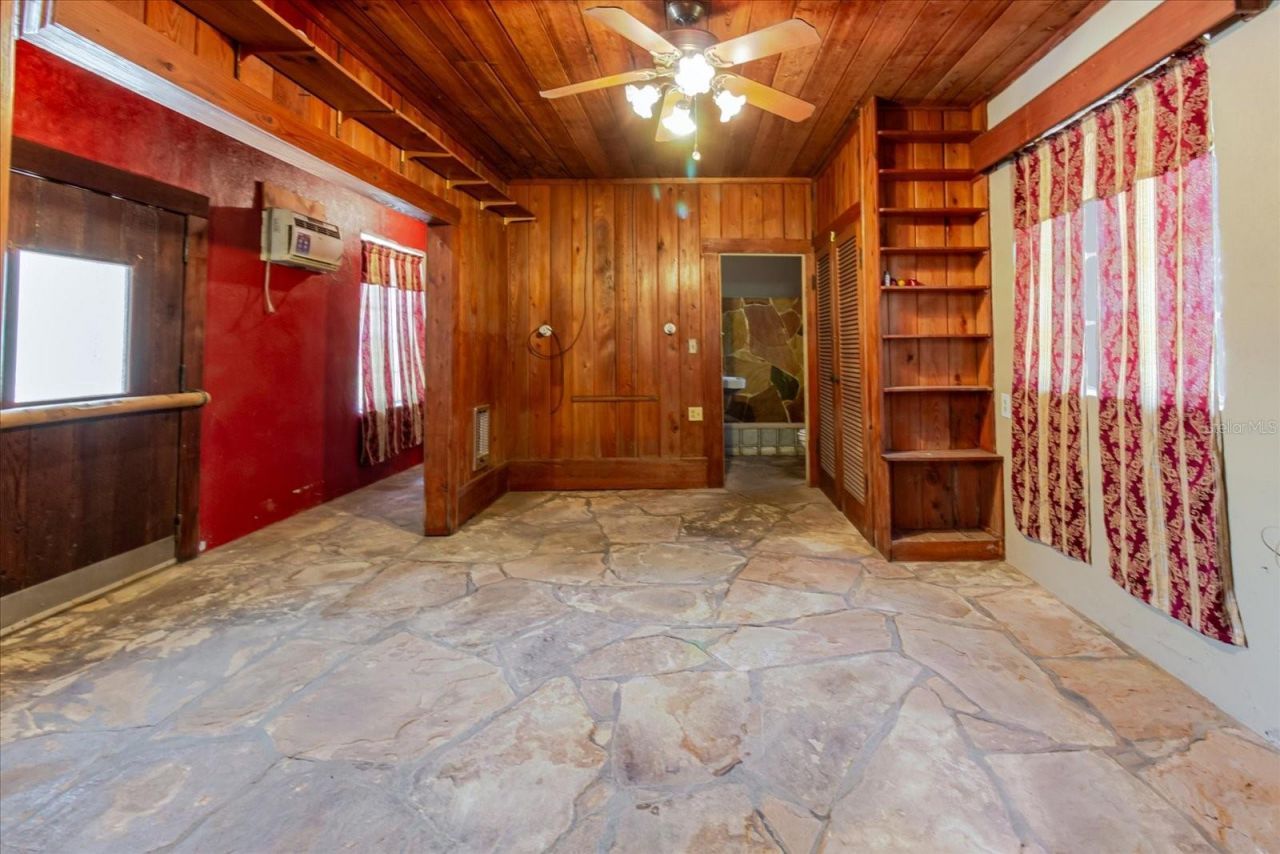 12115 S Us Hwy 41 , Gibsonton, FL 33534 Photo