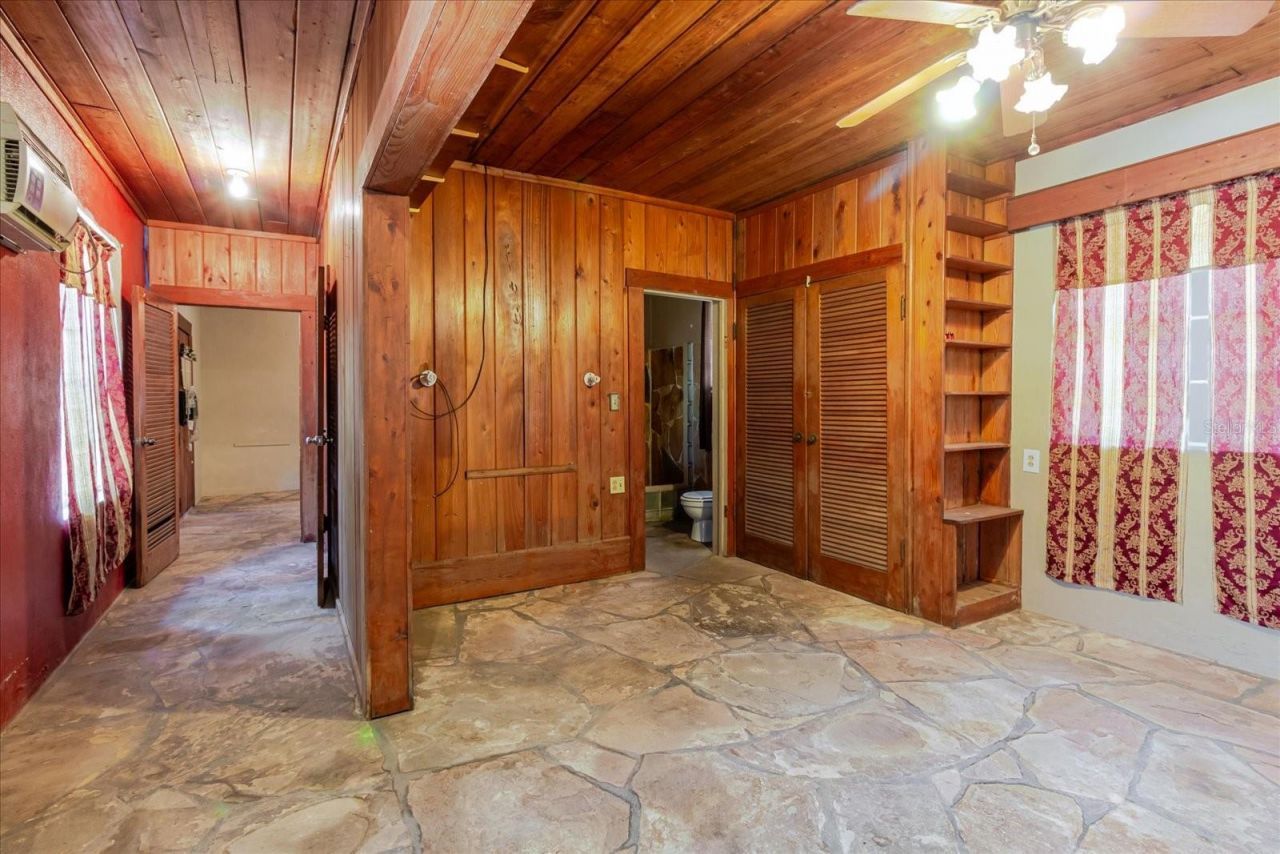 12115 S Us Hwy 41 , Gibsonton, FL 33534 Photo