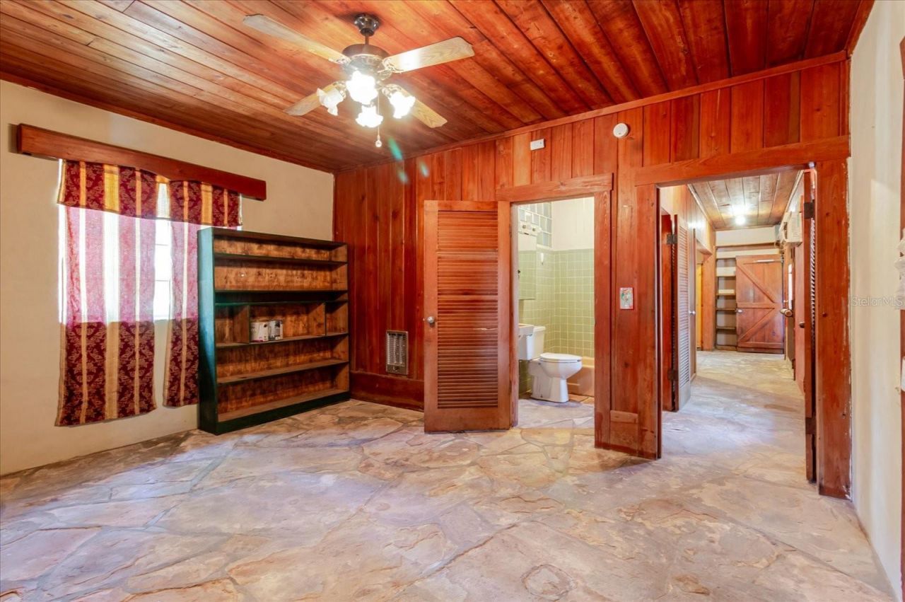 12115 S Us Hwy 41 , Gibsonton, FL 33534 Photo