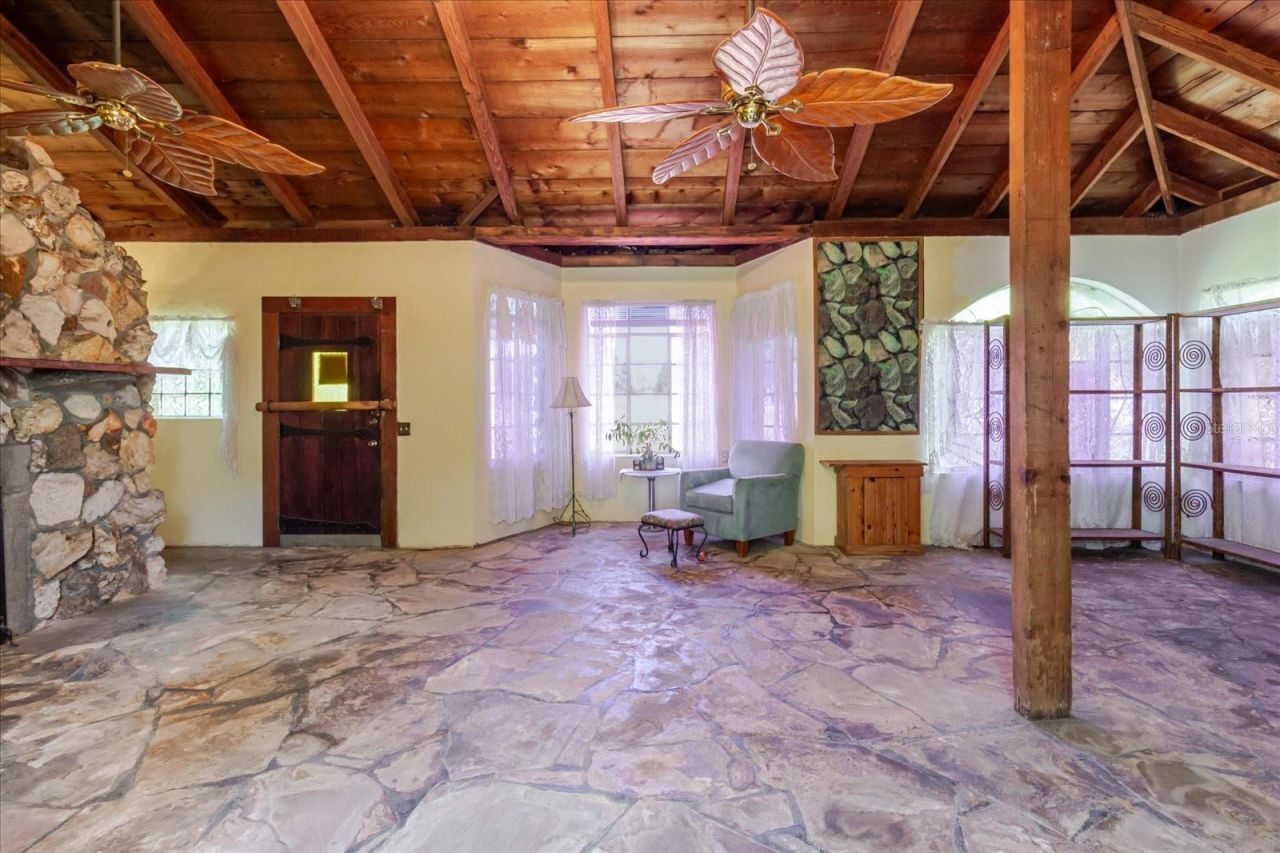 12115 S Us Hwy 41 , Gibsonton, FL 33534 Photo