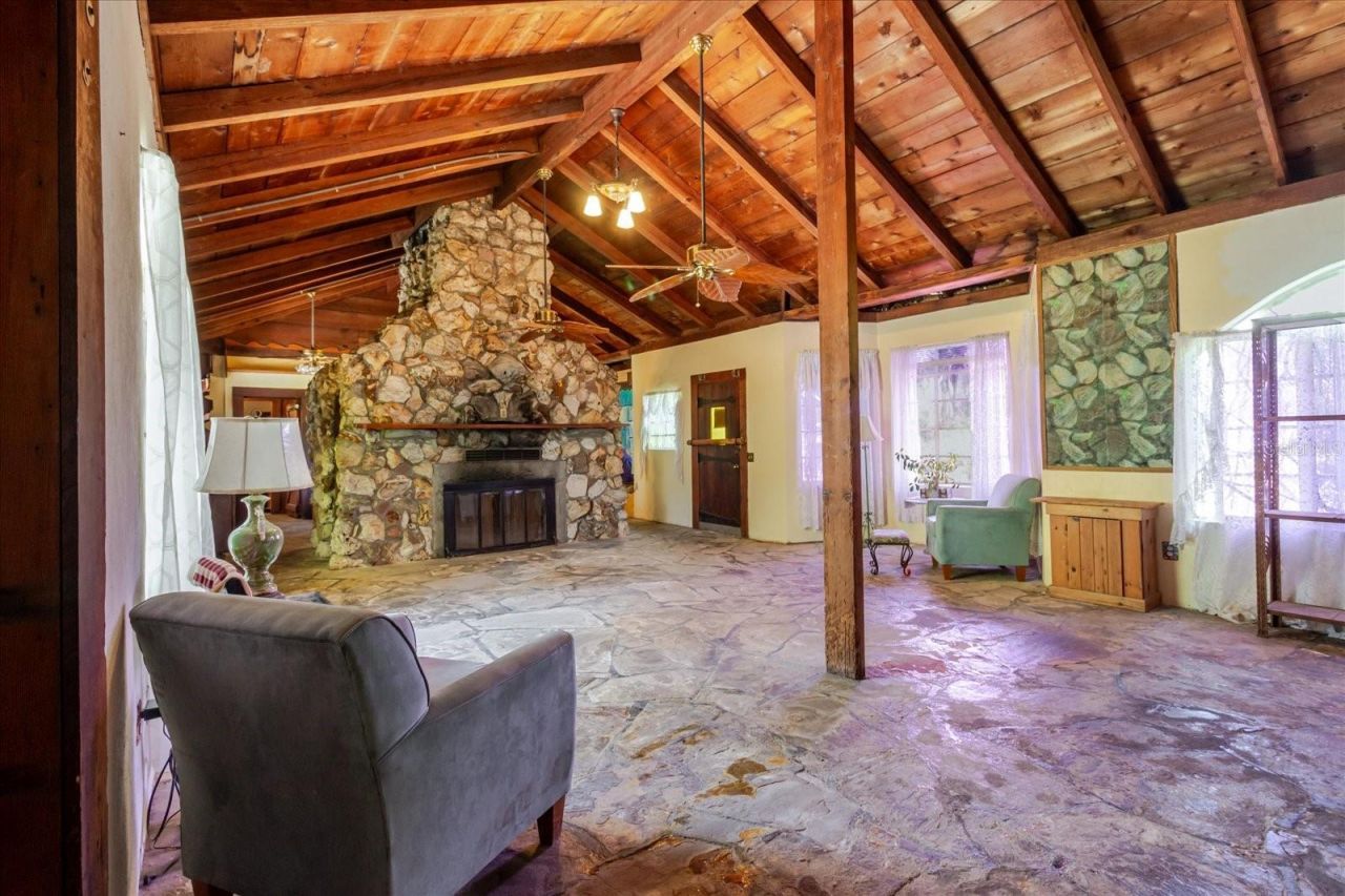 12115 S Us Hwy 41 , Gibsonton, FL 33534 Photo