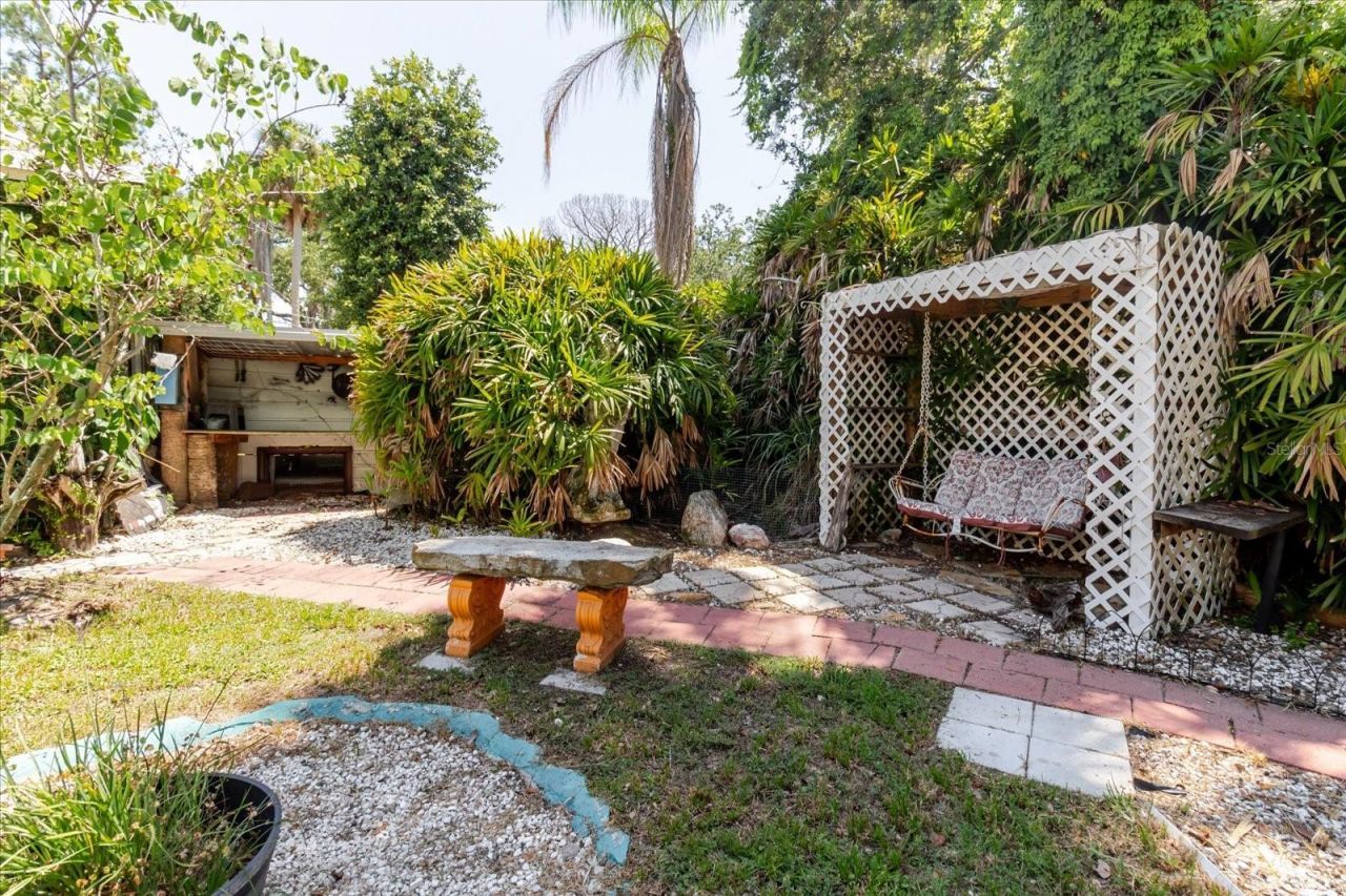 12115 S Us Hwy 41 , Gibsonton, FL 33534 Photo