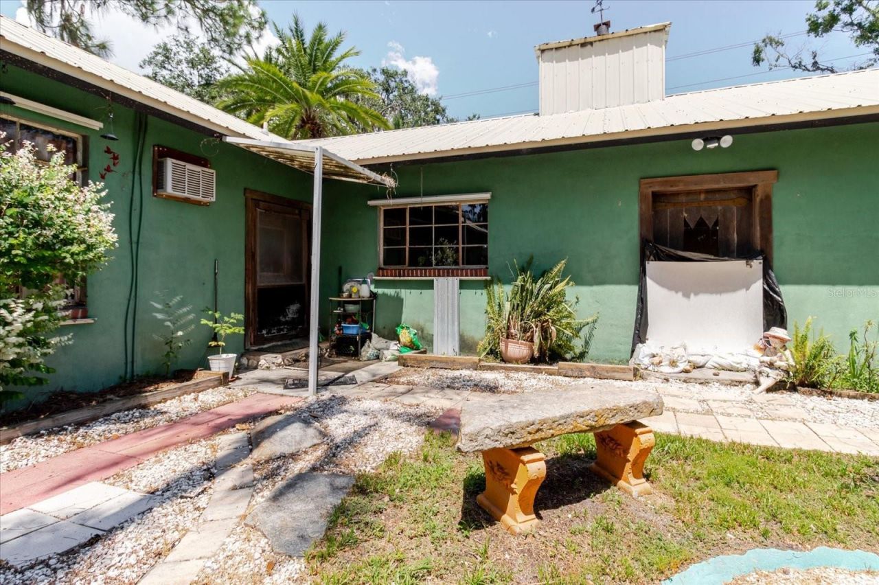 12115 S Us Hwy 41 , Gibsonton, FL 33534 Photo