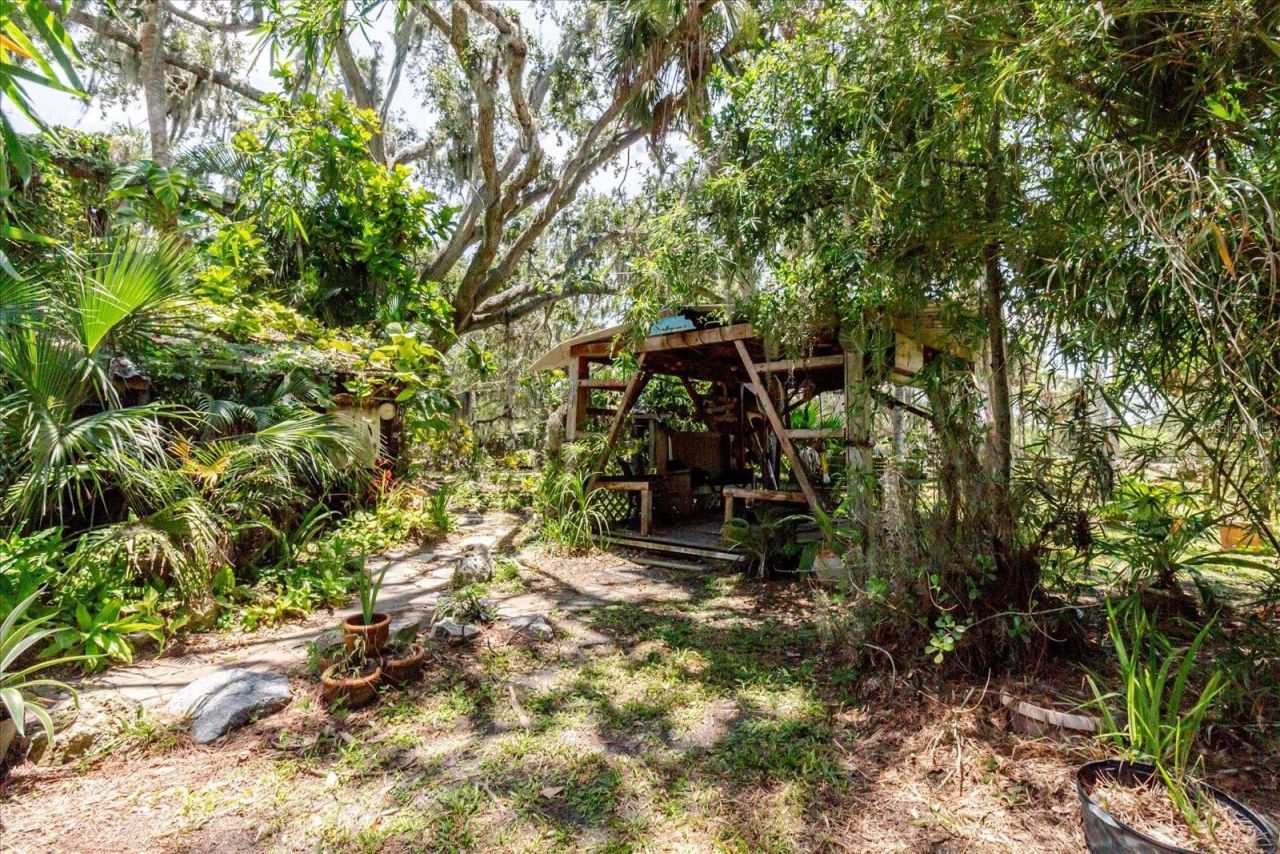 12115 S Us Hwy 41 , Gibsonton, FL 33534 Photo