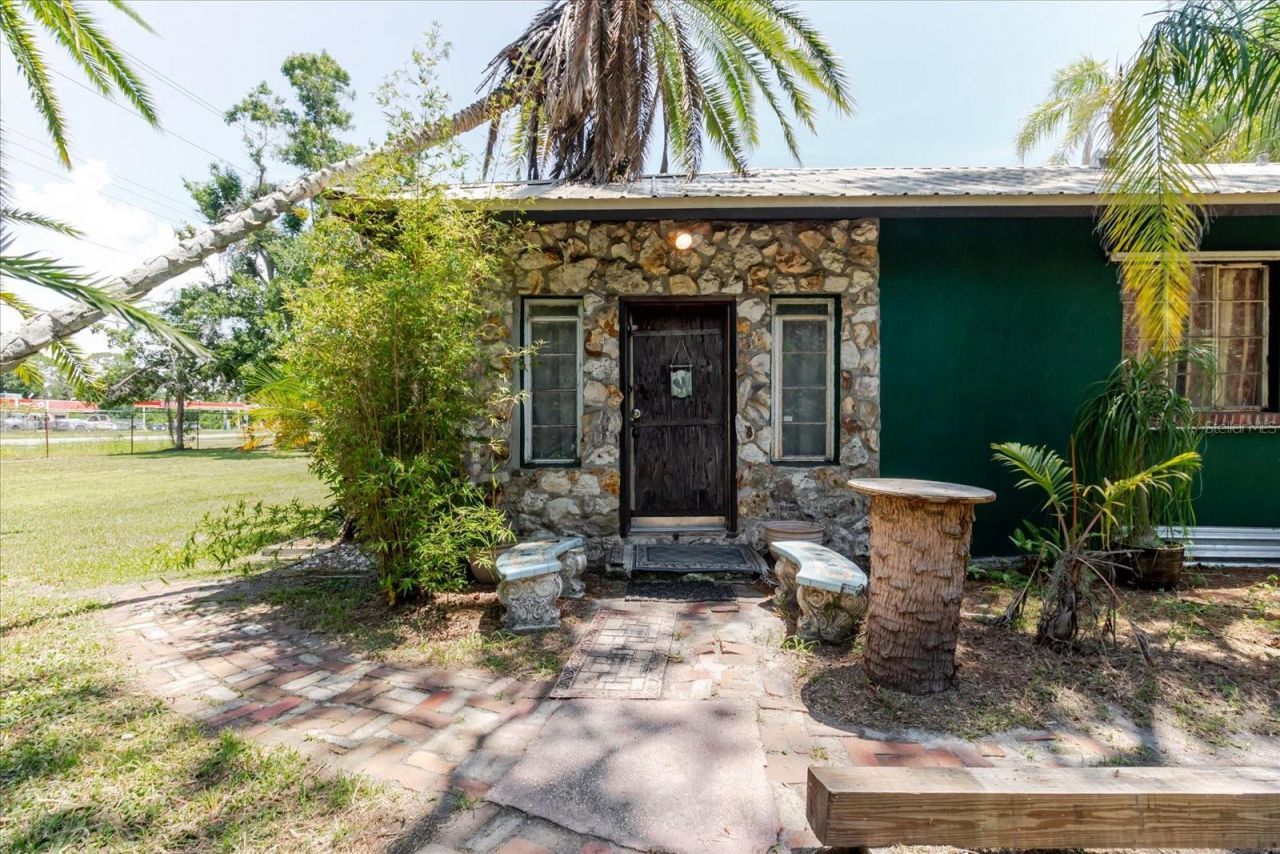 12115 S Us Hwy 41 , Gibsonton, FL 33534 Photo