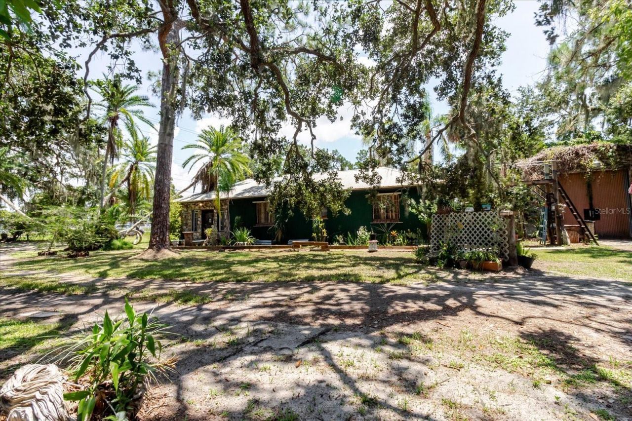 12115 S Us Hwy 41 , Gibsonton, FL 33534 Photo