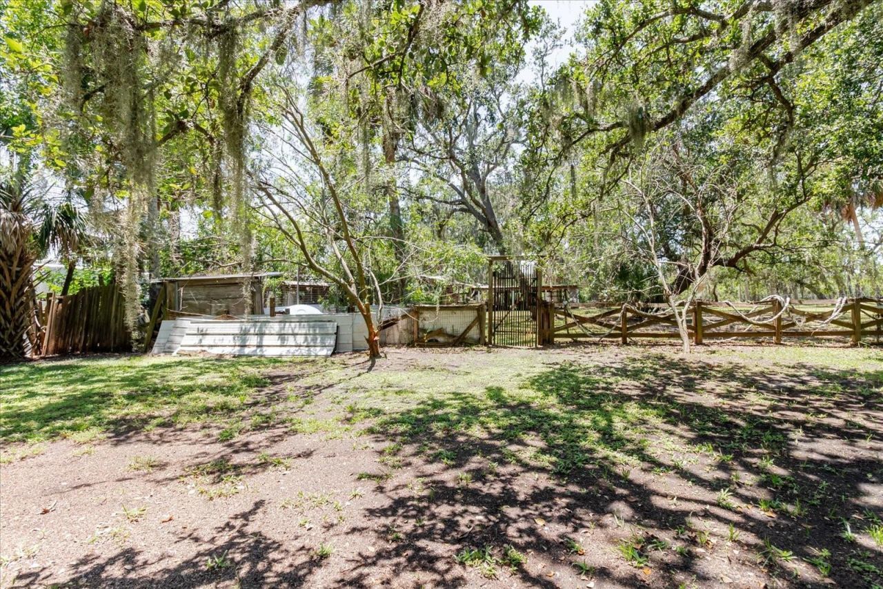 12115 S Us Hwy 41 , Gibsonton, FL 33534 Photo