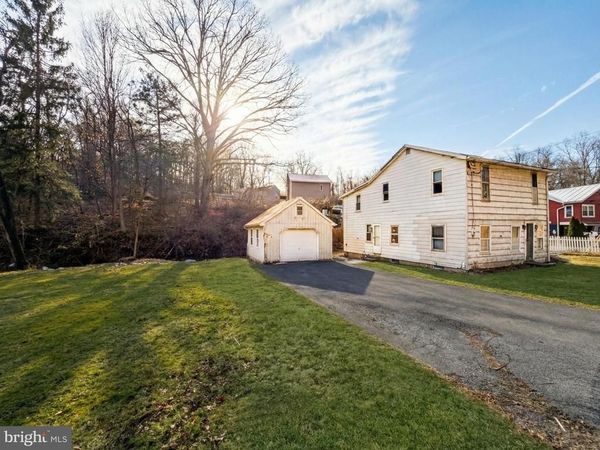 657 LEWISBERRY ROAD, NEW CUMBERLAND, PA 17070