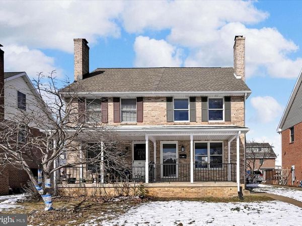 1015 E WALNUT STREET, LANCASTER, PA 17602