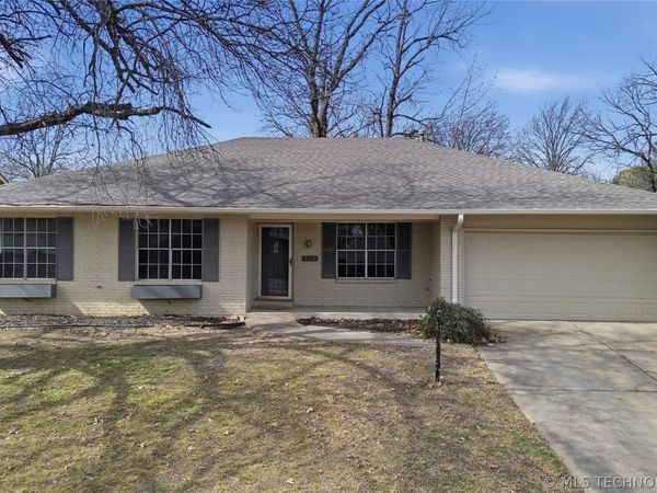 7318 S 69th East Place , Tulsa, OK 74133