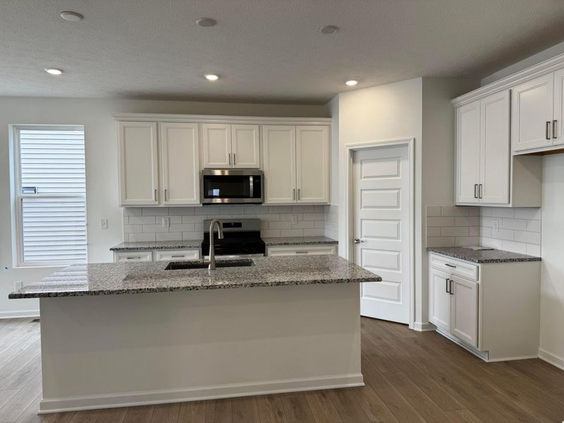 2036 Mirtillo Drive, Unit Lot 339, Hilliard, OH 43026 Photo 2