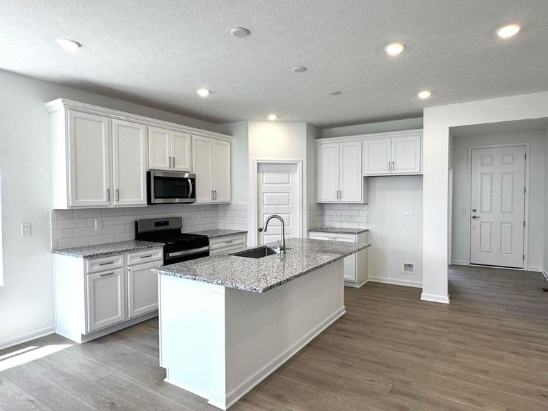 2036 Mirtillo Drive, Unit Lot 339, Hilliard, OH 43026 Photo 3