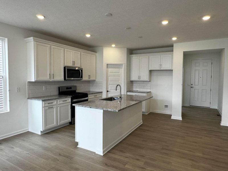 2036 Mirtillo Drive, Unit Lot 339, Hilliard, OH 43026 Photo 3
