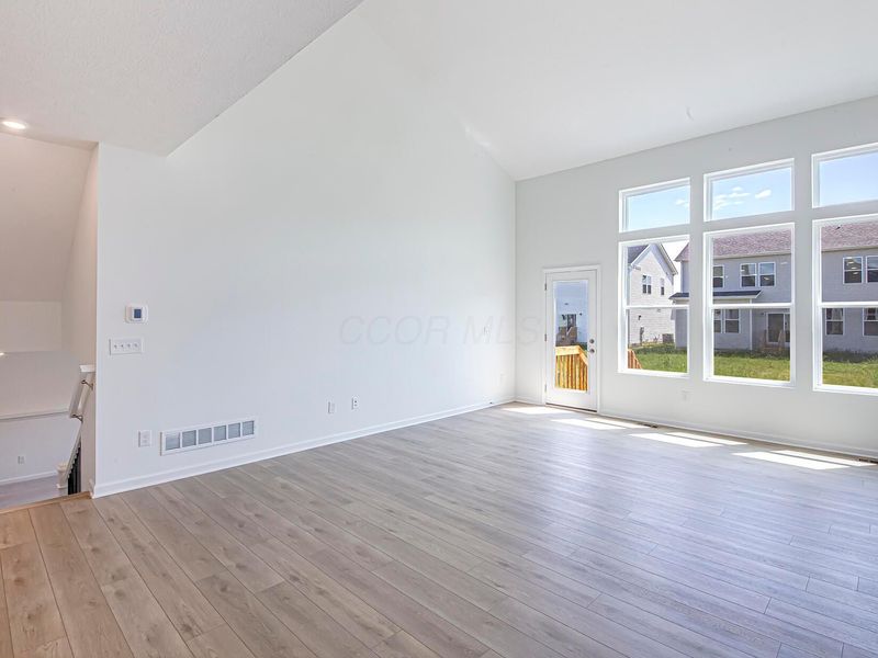 2036 Mirtillo Drive, Unit Lot 339, Hilliard, OH 43026 Photo 7