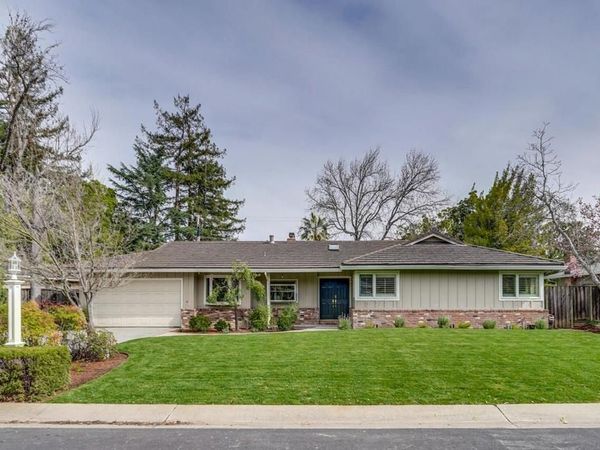 1624 Newcastle Drive, Los Altos, CA 94024