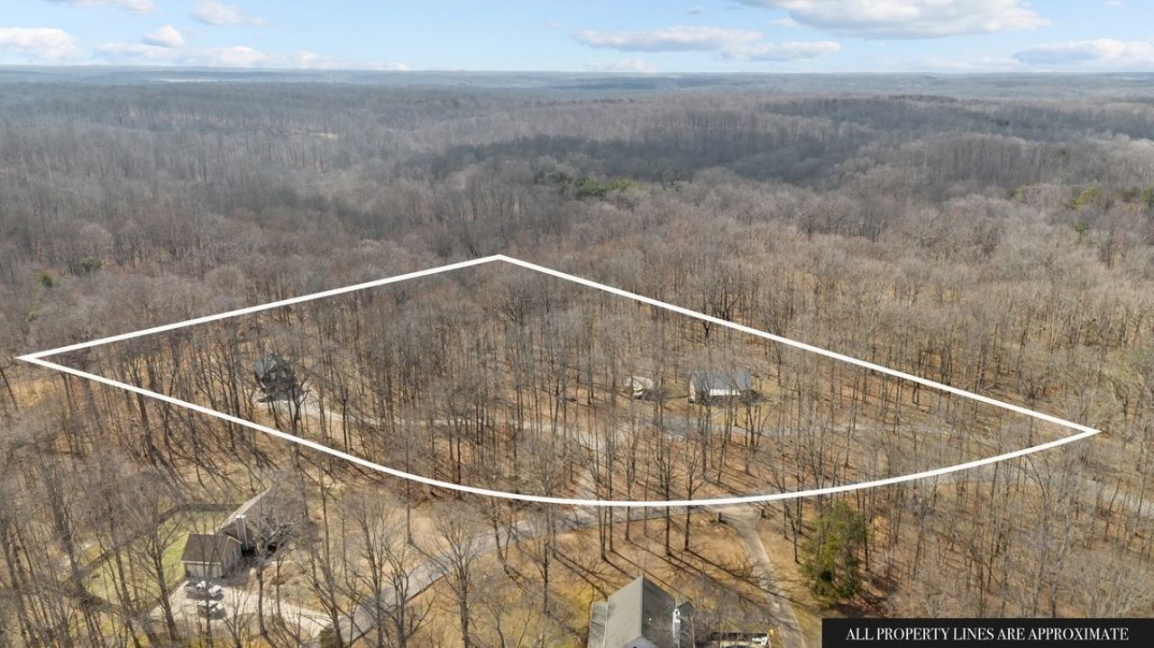 1220 Bald Eagle Dr, Unit & 1222 Bal, Kingston Springs, TN 37082 Main Photo