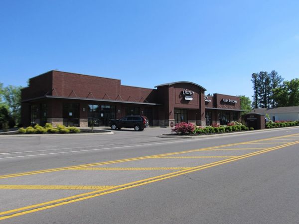 2721 Fairview Blvd, Fairview, TN 37062